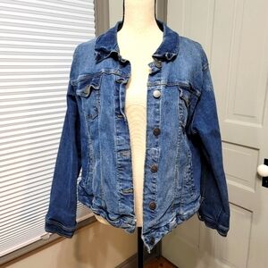 Torrid Denim Trucker Jacket - Medium Wash